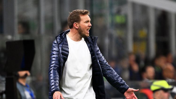 On fire am Spielfeldrand: Bundestrainer Julian Nagelsmann.