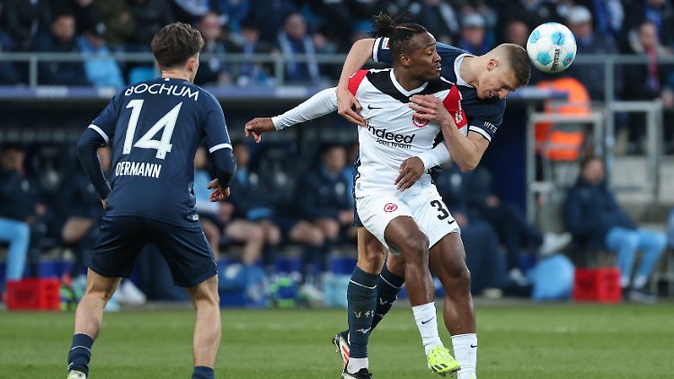 Am vergangenen Spieltag kam es zum Duell zwischen dem 15:30-Uhr-Meister und dem Schlusslicht: Der VfL Bochum unterlag - am Sonntag - mit 1:3 gegen Eintracht Frankfurt.