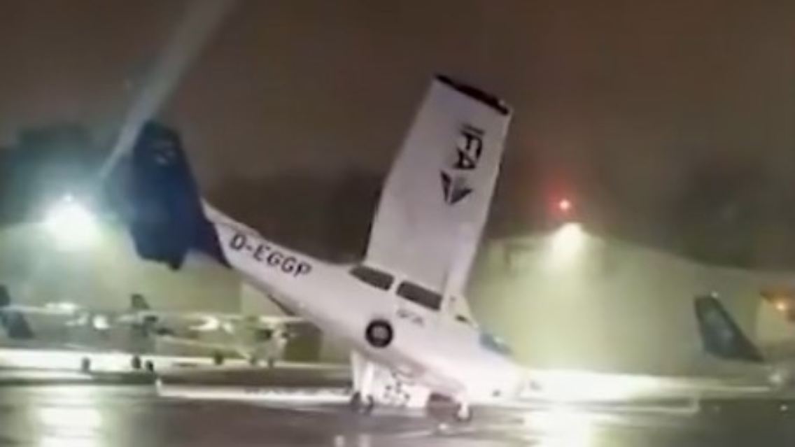 Flugzeug_Portugal.jpg