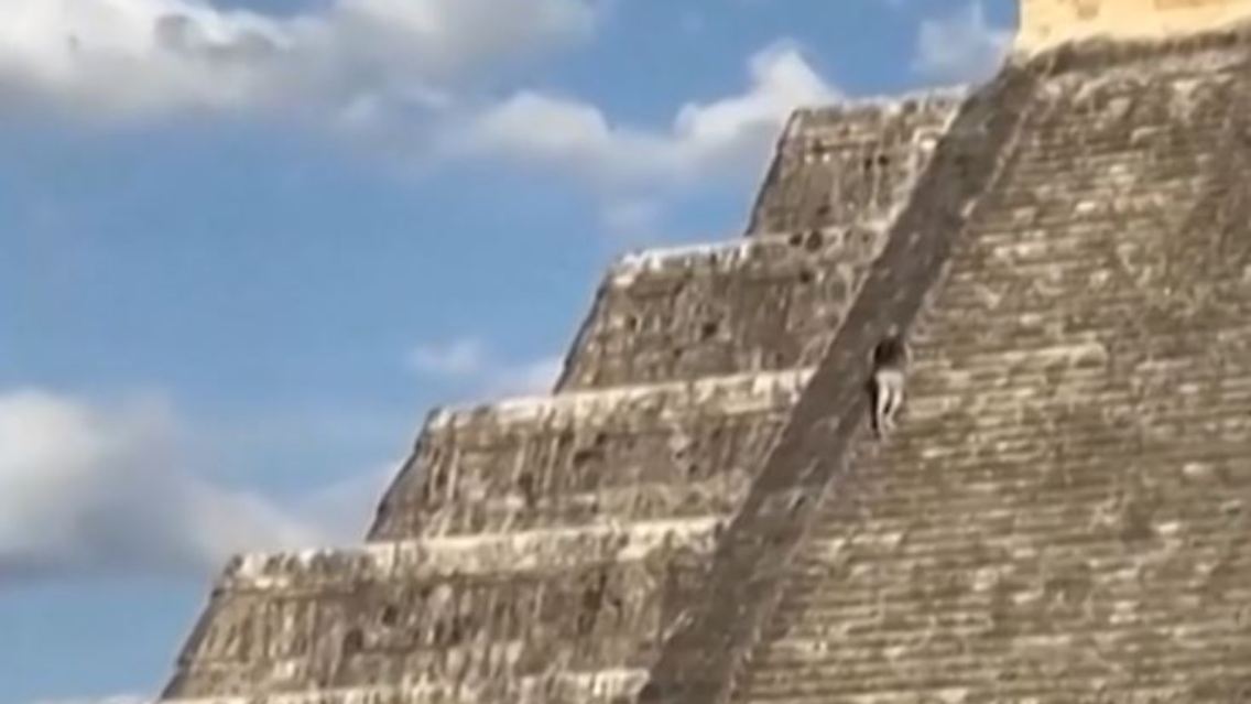 pyramide.JPG