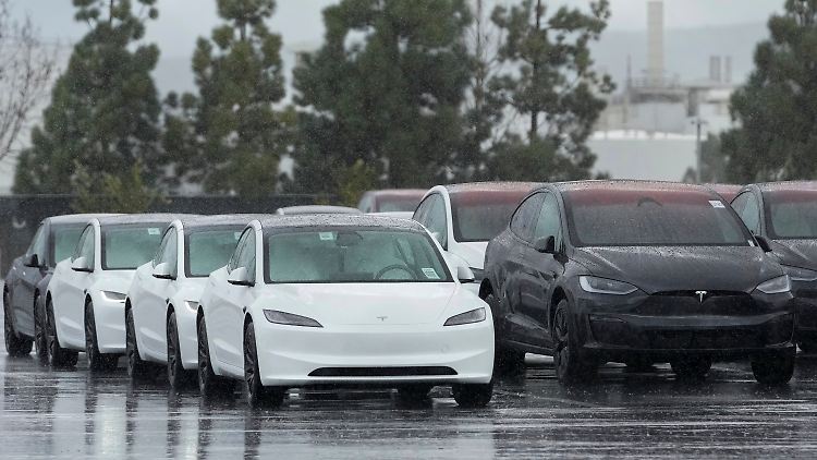 Teslas Image wandelt sich - während andere Hersteller aufholen.