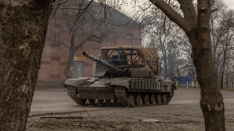 Über drei Jahre dauern die Kämpfe in der Ukraine bereits an.
