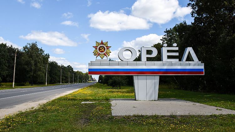 In der Region Orjol sollen schwangere Schülerinnen jetzt eine Prämie in Höhe von 1050 Euro erhalten. 