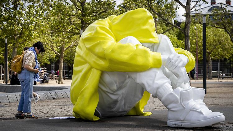 Das Kunstwerk "Silent Struggle" thematisiert Depressionen und Selbstmord bei jungen Menschen.