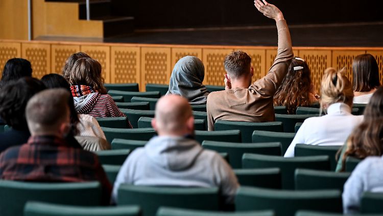 Immer weniger Studierende entscheiden sich für ein Studium der Geisteswissenschaften. (Symbolfoto)