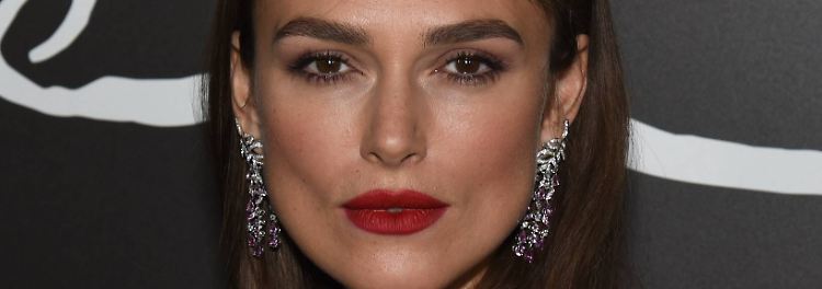 "Diese schrecklichen Sexszenen, wo alle eingeölt sind und grunzen – daran habe ich kein Interesse", stellt Knightley klar. Erotische Szenen würde sie höchstens noch drehen, ...