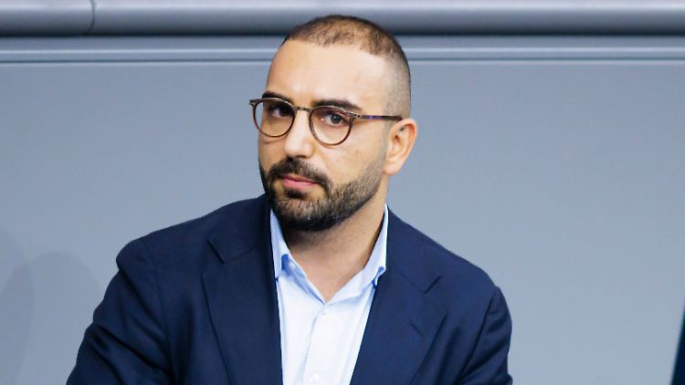 Kassem Taher Saleh von den Grünen stammt zwar aus dem Irak, wuchs aber im ländlichen Sachsen auf. Inzwischen lebt er in Dresden.