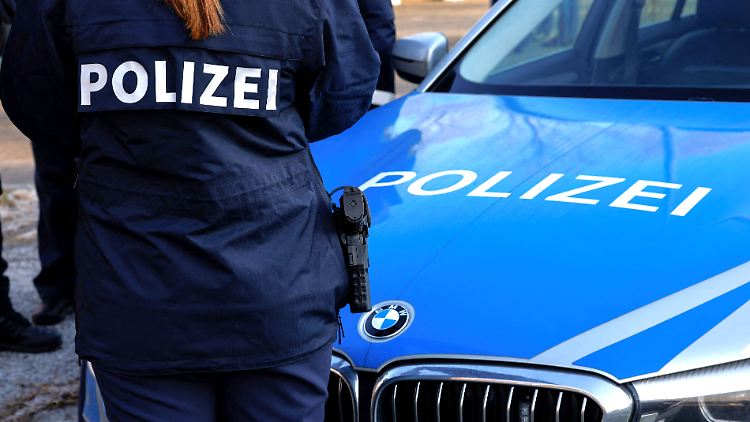 Die Polizei klärt das Verwandtschaftsverhältnis noch mittels DNA-Tests.