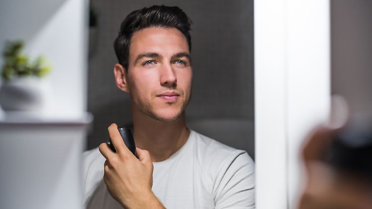 Wer einen neuen Frühlingsduft sucht, wird bei diesen Männerparfums sicherlich fündig.