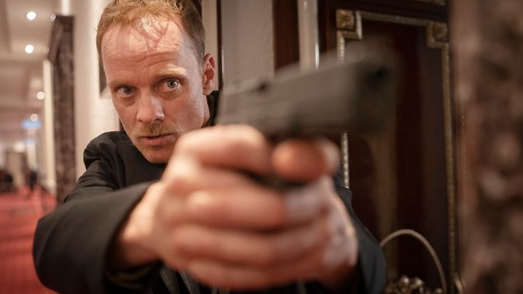 Kommissar Daniel Kossik (Stefan Konarske) ist zurück in Dortmund. Jetzt ist er für das LKA im Einsatz.