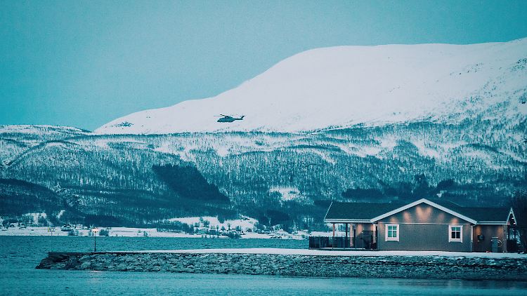 Eine weitgehend eisfreie Arktispassage weckt geopolitische Begehrlichkeiten und lässt Skrupel dahinschmelzen wie das Eis im Klimawandel. 