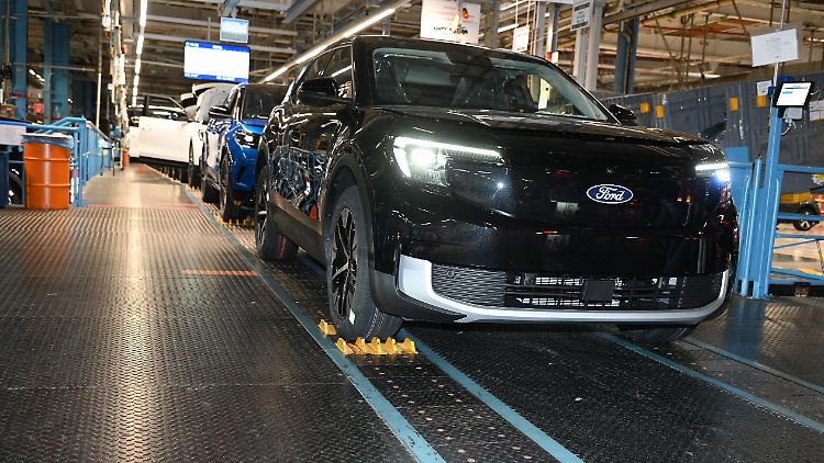 Trotz kräftiger Unterstützung des US-Mutterkonzerns steckt Ford Deutschland in einer Krise. 