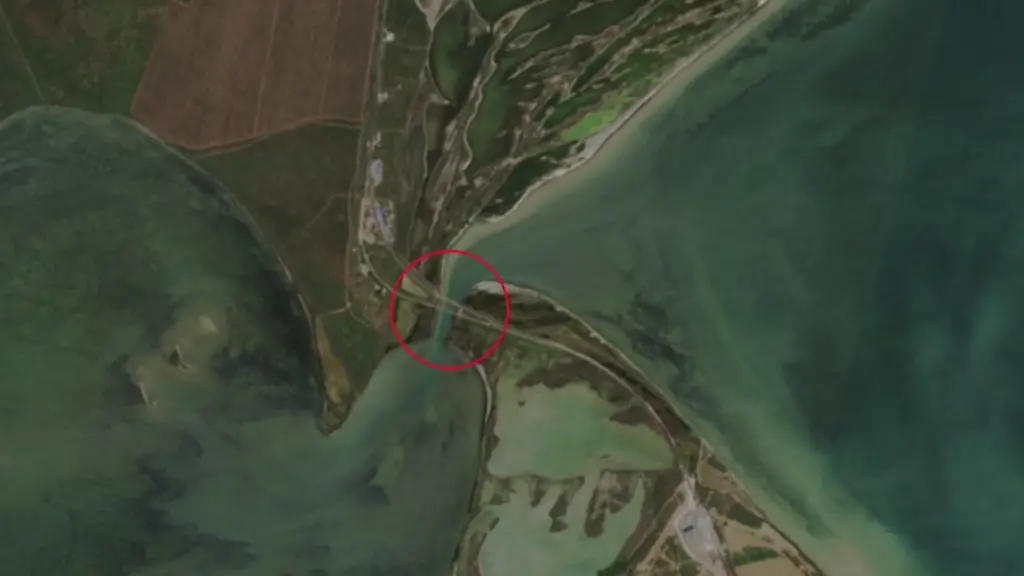 2023-06-22-2023-06-20-Tschonhar-Bruecke-Sentinel-2-L2A-Highlight-Optimized-Natural-Color-Circle