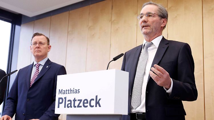 Bodo Ramelow (l.) und Matthias Platzeck sollen zwischen BVG und Verdi schlichten.