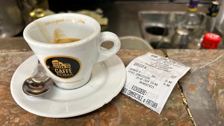 Ihren Kaffee müssen die Mitarbeiter der Gemeinde Pieve di Soligo nun außer Haus zu sich nehmen.