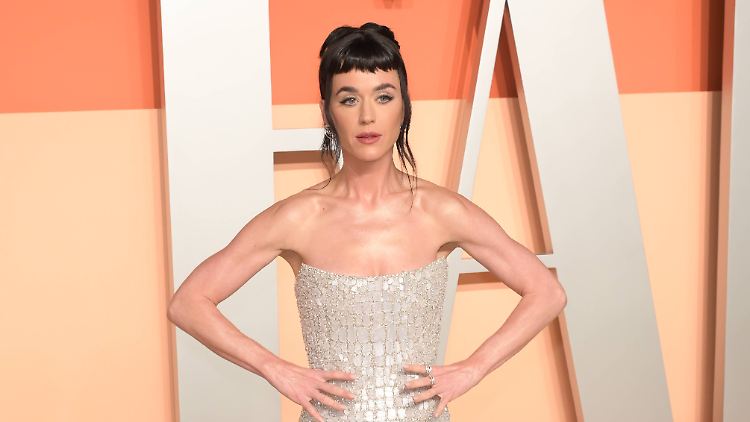 Der Weltraum - unendliche Weiten: Dorthin möchte Katy Perry.