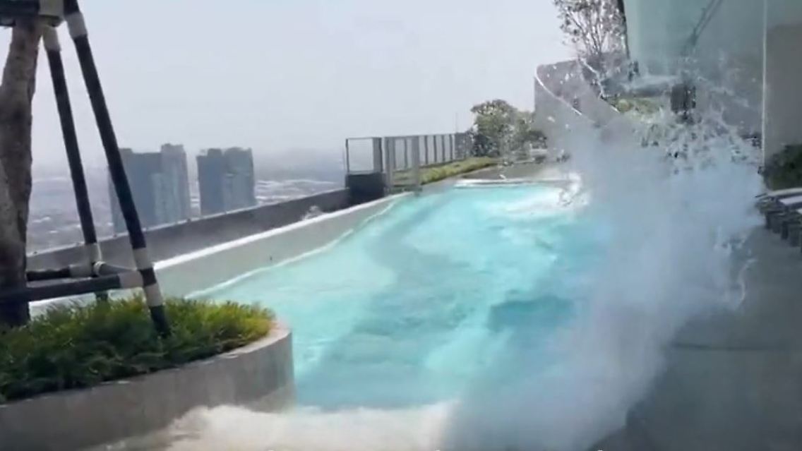 2pool.JPG