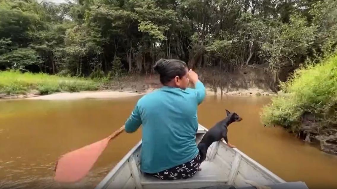 HebammeAmazonasBoot.JPG