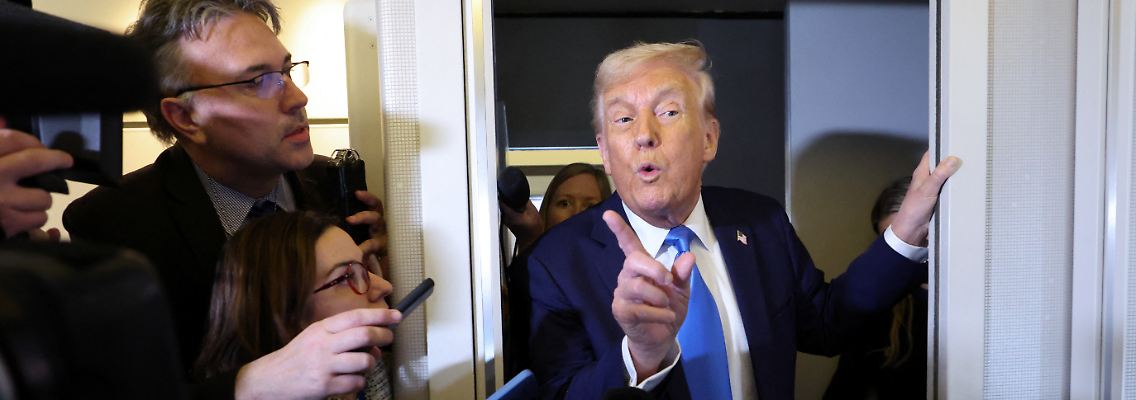 2025-03-28T204112Z_2113845776_RC2KMDAZN9QR_RTRMADP_3_USA-TRUMP.JPG