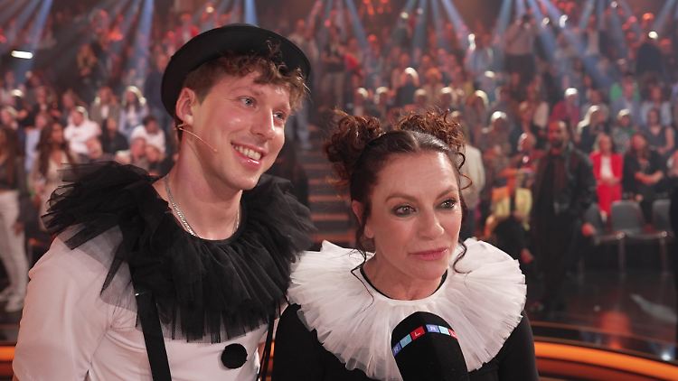 Valentin Lusin und Christine Neubauer begeistern bei "Let's Dance" mit einem emotionalen Contemporary.
