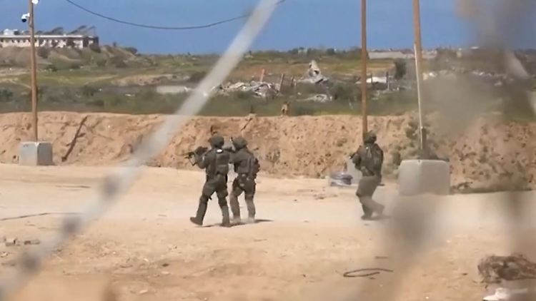 Soldaten Waffenruhe.jpg