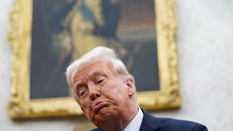 Trump provoziert und kokettiert gern. Diesmal geht es um die mögliche Dauer seiner Präsidentschaft. 