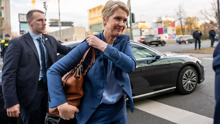 "Das sind bisher gute und konstruktive Gespräche", findet Mecklenburg-Vorpommerns Landeschefin Schwesig. 