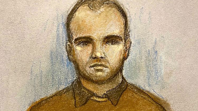 Eine Gerichtszeichnerin hielt Orlin Roussev auf der Londoner Anklagebank fest. Sein mutmaßlicher Agentenführer Jan Marsalek weilt derweil in Russland.