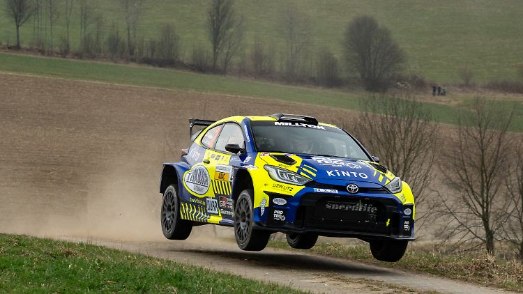 Philip Geipel und Co-Pilotin Katrin Becker gewannen die 60. ADAC Rallye Erzgebirge.