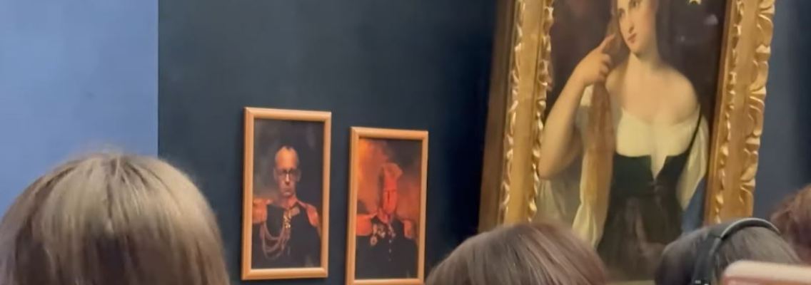 louvre.JPG