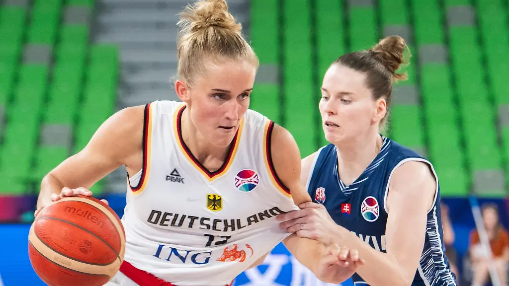 Fuehrte-Deutschland-ins-Viertelfinale-Leonie-Fiebich-l