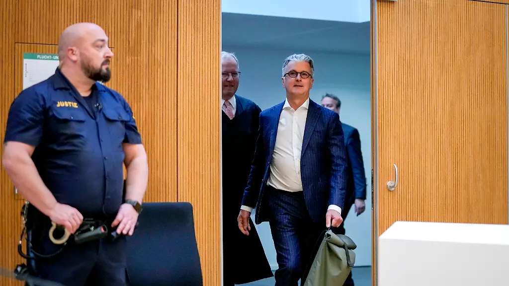 Jahrelang-hatte-Stadler-seine-Unschuld-im-Dieselskandal-beteuert-Wegen-einer-drohenden-Gefaengnisstrafe-gestand-er-im-Mai-2023-aber-doch