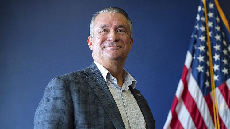 Don Bacon fordert mehr US-Unterstützung für die Ukraine.