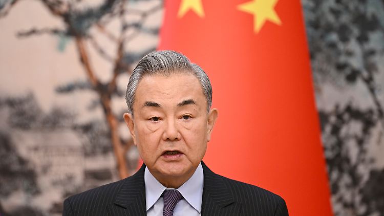 Der chinesische Außenminister startet einen dreitägigen Besuch in Moskau. 