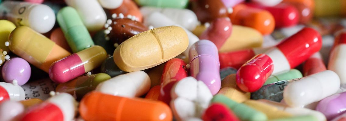 Neue US-Zölle werden nach Angaben der EU-Kommission auch Pharmaunternehmen treffen. (Symbolbild)