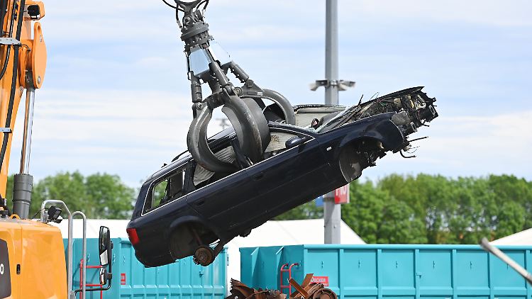 Ein EU-Gesetz regelt die Demontage von Autos. 