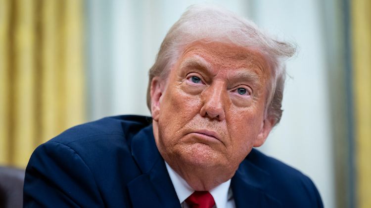 Trump hat der Miliz mit "vollständiger" Vernichtung gedroht.