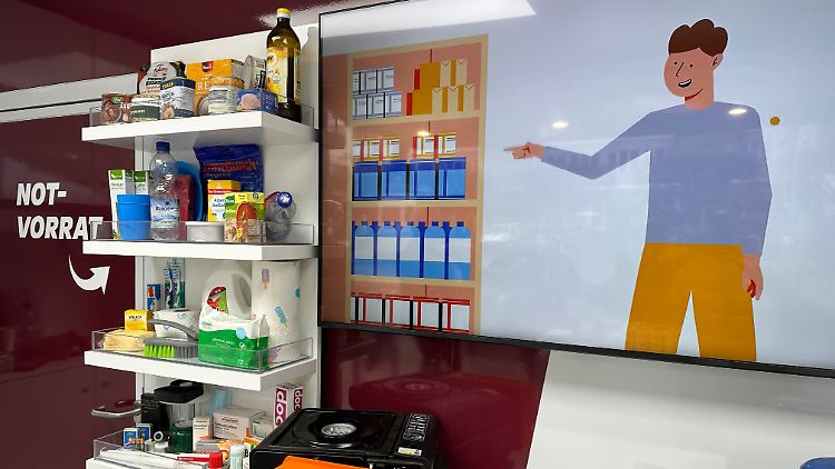 Die Bevölkerungsschutzkampagne "Bleib bereit" zeigt, was man für den Notfall zuhause haben sollte.