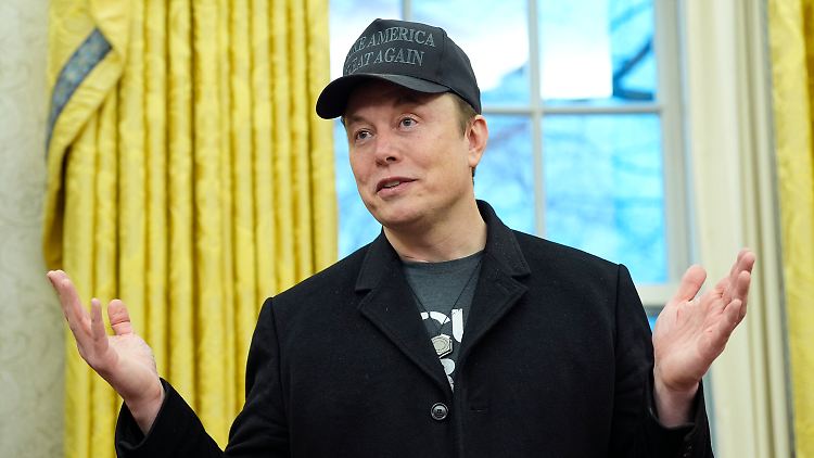Musk treibt mit dem Spargremium Doge in Trumps Namen den Umbau des Staatsapparats voran – inklusive Massenentlassungen.
