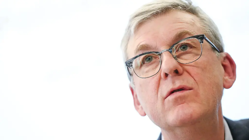 Ralf-Michelfelder-ehemaliger-Chef-des-Landeskriminalamts