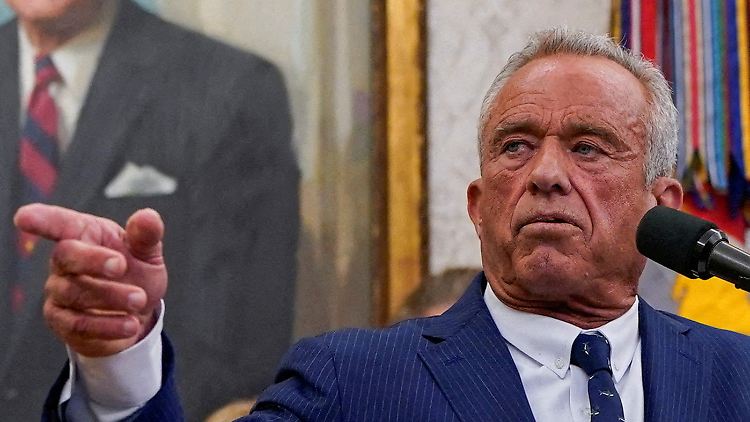 Robert Kennedy Jr. will an der Beerdigung des Kindes teilnehmen.