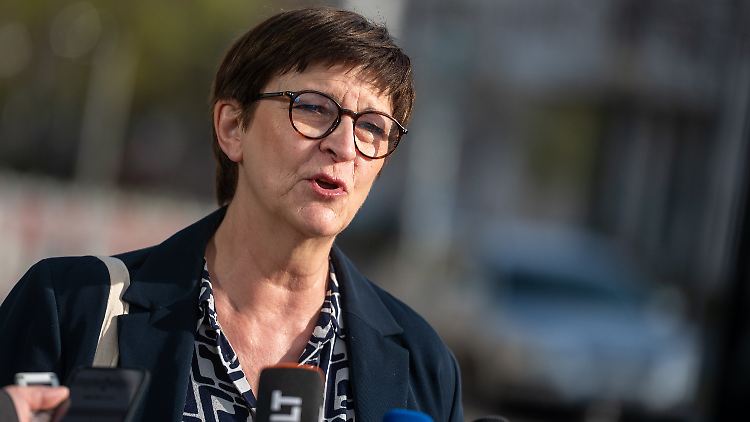 Esken verweist auf das neue europäische Asylrechtssystem, dessen Regeln ab Sommer 2026 vollumfänglich gelten sollen.
