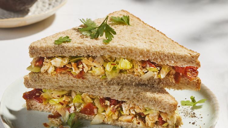 Ein Chicken-Sandwich soll laut Plan am 12. Tag in der zweiten Woche gefrühstückt werden.