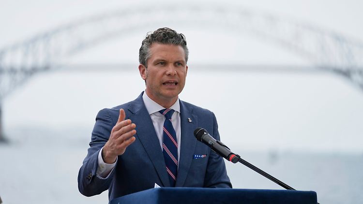 US-Verteidigungsminister Pete Hegseth untermauert in Panama den Anspruch seines Landes, den Kanal zu kontrollieren.