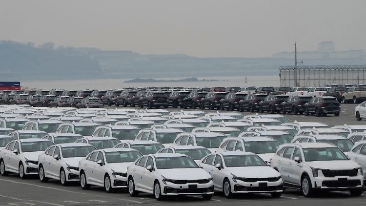 Bisher machen die Exporte in die USA 49 Prozent der Gesamtexporte Südkoreas aus.