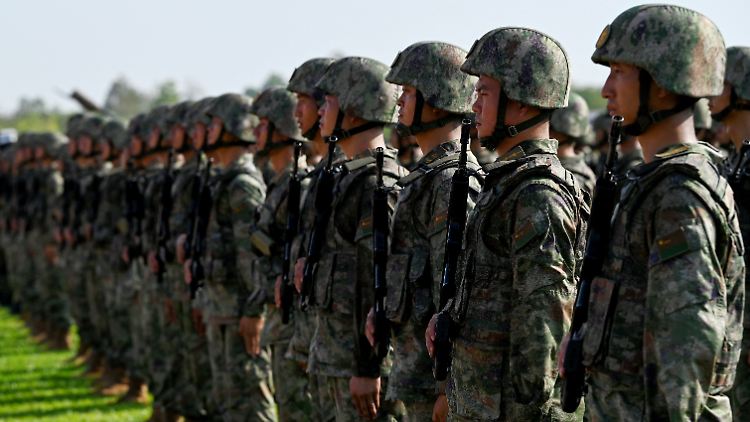 Chinesische Soldaten bei einem Manöver im Jahr 2024. 
