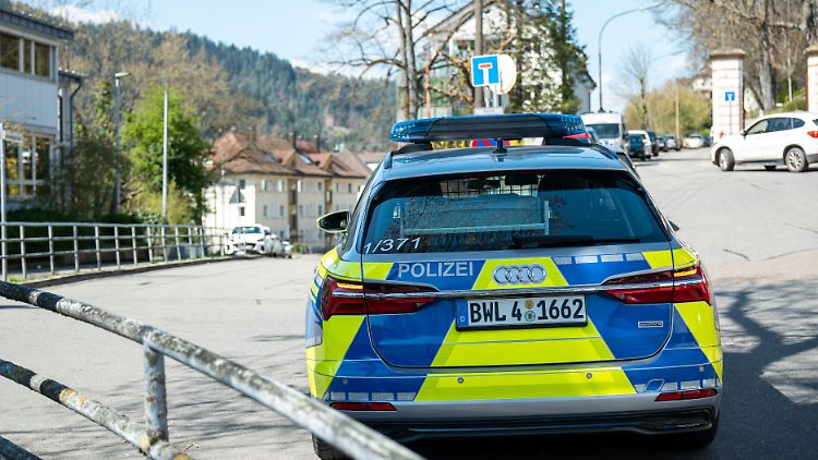 Eine Straße in Schramberg musste während des Einsatzes gesperrt werden. 