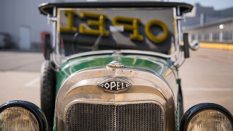 Klassischer Vorkriegs-Opel: Mit Autos wie dem Laubfrosch startete in Deutschland die automobile Massenproduktion.