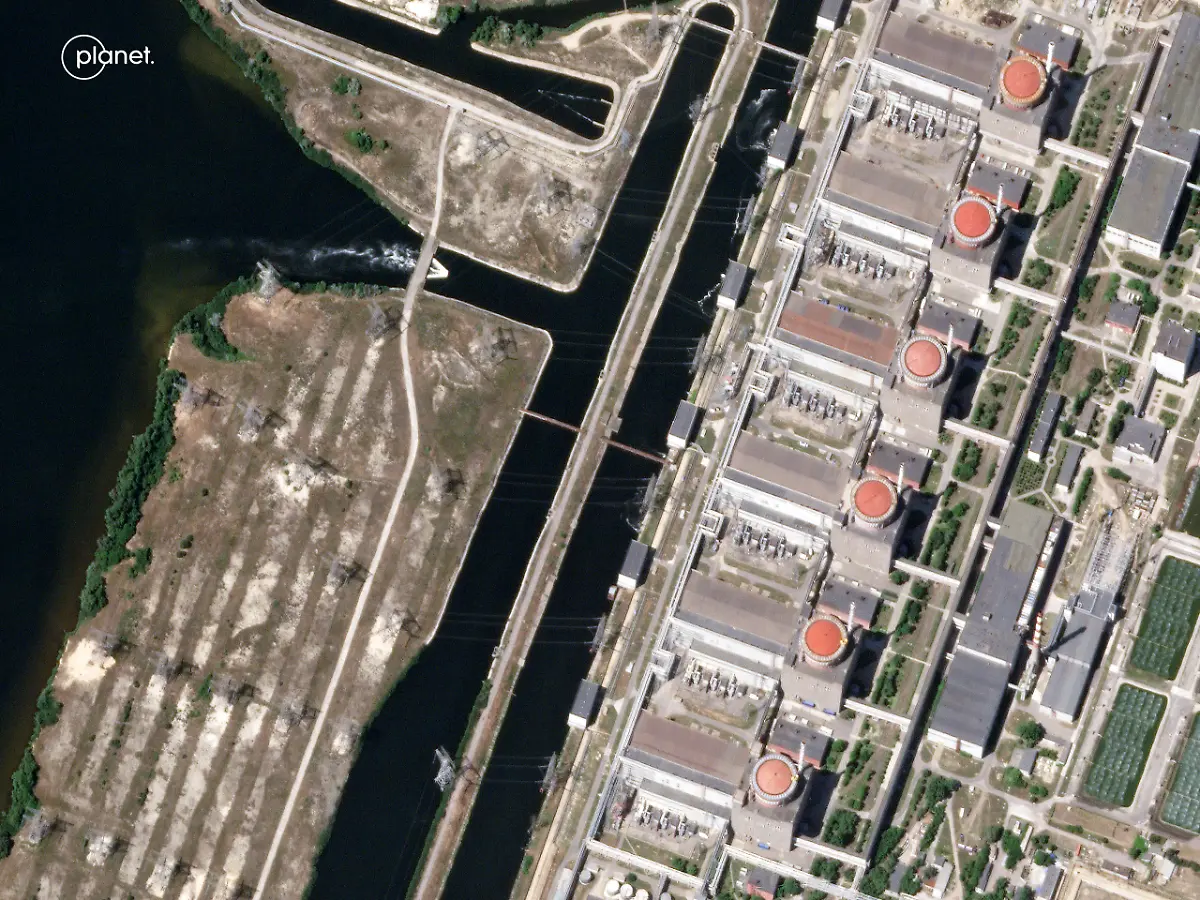 zaporizhia-nuclear-power-plant-ukraine-s107-20230609T115941Z-rgb-50cm-2560px-logo-wm