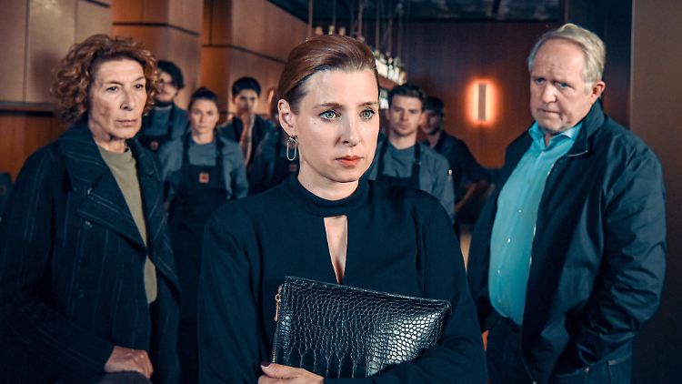 Bibi Fellner (Adele Neuhauser), Lisa (Lisa Schützenberger), Mohammed (Tamim Fattal), Alicia Brauer (Martina Ebm), Lars Eidmann (Simon Morzé) und Moritz Eisner (Harald Krassnitzer).